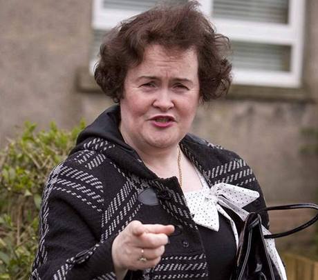 Susan Boyle postoupila do semifinálového kola talentové soute Britain´s Got Talent. Pokud uspje v nedlním souboji, eká ji 30. kvtna finále.