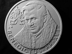 Nvrh slavnostn medaile papee Benedikta XVI.