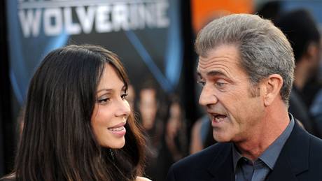 Mel Gibson a Oksana Grigorijevová Mel Gibson a Oksana Grigorijevová