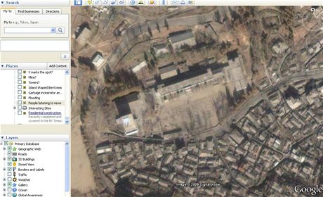 Lid poslouchaj projev na nmst - Severn Korea v Google Earth