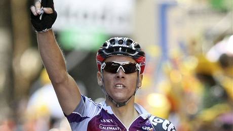 Belgický cyklista Phillippe Gilbert slaví vítzství ve 20. etap giro d´Italia