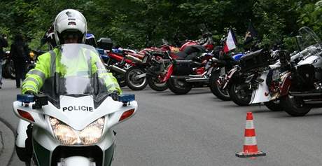 Policist pipravili pro motorke akci v Moravskm krasu