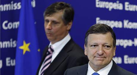 José Barroso a Jan Fisher na tiskové konferenci (9. ervna 2009)