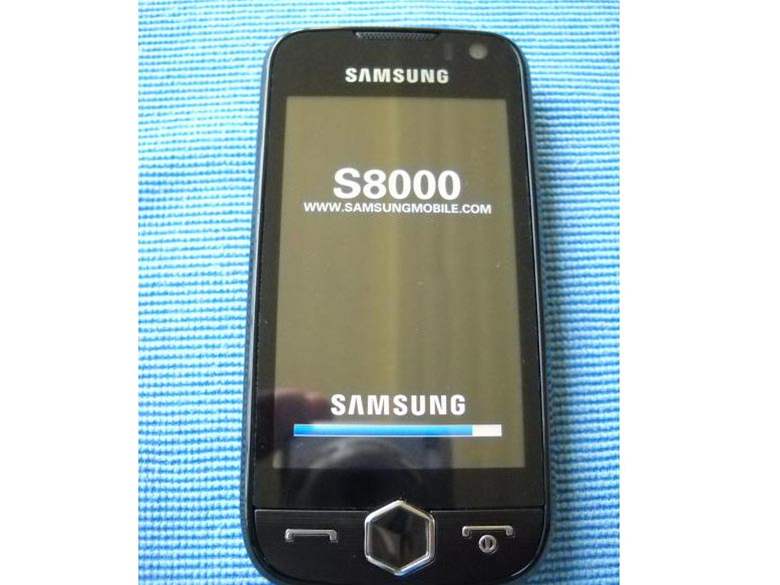 Samsung S8000 Cubic