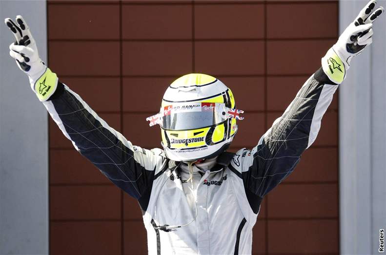Jenson Button slaví vítzství na VC Turecka