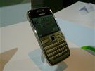 Nokia E72