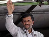 Souasn prezident Mahmd Ahmadned na shromdn v rnu