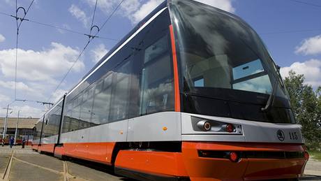Nová pražská tramvaj ForCity Nová pražská tramvaj ForCity