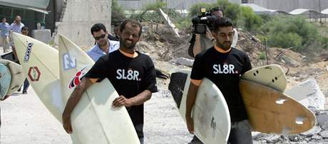 Palestint surfai z Gazy