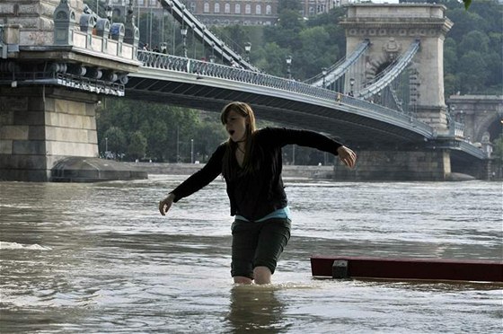 Dunaj se vylil z beh i v maarské metropoli Budapeti (29.ervna 2009)