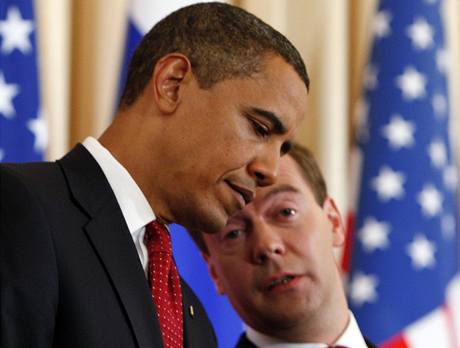 Prezidenti Obama a Medvdv spolu dojednali memorandum o snen jadernch zbran.
