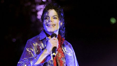 Zpvák Michael Jackson pi posledních zkoukách 23. ervna 2009 ve Staples Center