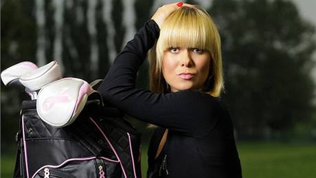 Gabriela S. - caddy girl