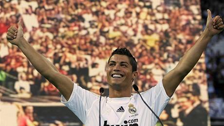 Doká se Cristiano Ronaldo v barvách madridského Realu triumfu v Lize mistr?