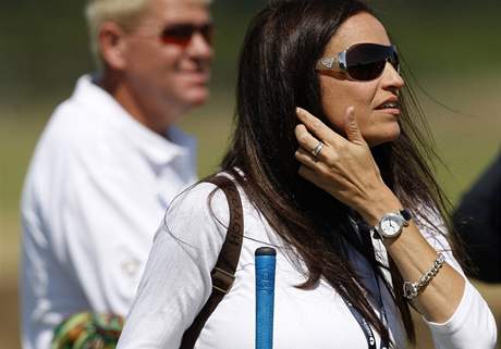 British Open 2009 - John Daly (v pozad) a jeho ptelkyn Anna Cladakisov.