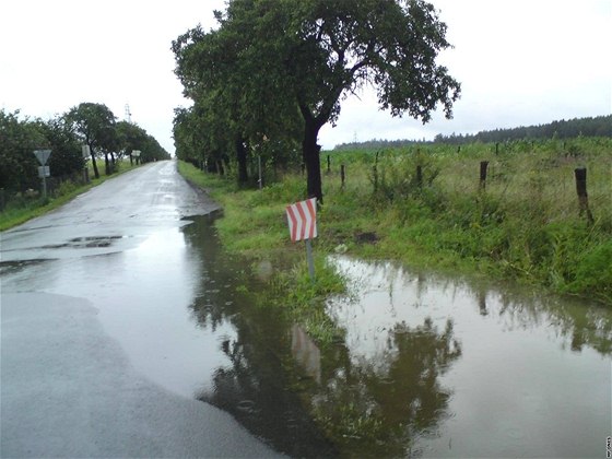 Jarní tání na jiní Morav brzdí poasí, kdy v noci klesají teploty pod bod mrazu. Ilustraní foto