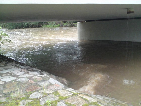 Vytrvalý dé zvedl ve Zlínském kraji hladiny nkterých ek. Ilustraní foto