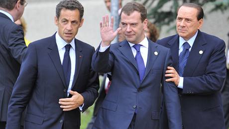 Francouzský prezident Nicolas Sarkozy s manelkou.