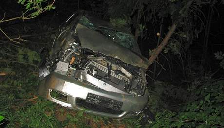 Nehoda Toyoty Corolla u Slavkova u Uherského Brodu(23.7.2009)