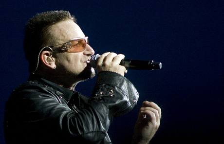 Skupina U2 vystoupila na berlínském Olympiastadion (Bono)