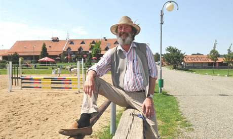 Boleslav Polvka na sv farm v Olanech