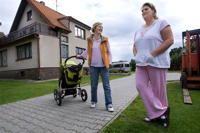 Obas se stane, e njaký Praák pronese, e jsem vidlák nebo buran. A to se m dotkne, piznává David Zuzák na dvoe v enkov u Tábora.