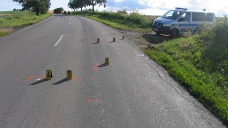 Místo nehody u Koryan na Kromísku, kde srazil idi Peugeotu 306 motorkáku