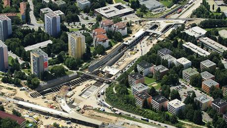 Stavba tunel a mimoúrovové kiovatky na brnnských ulicích Hradecká a Královopolská