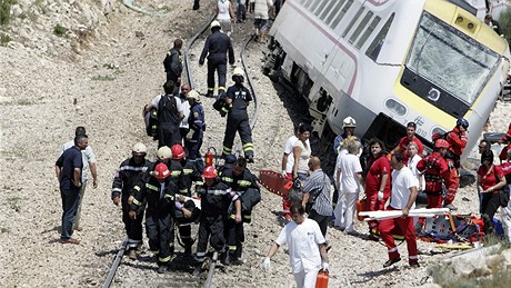 Vykolejený vlak poblí chorvatského Splitu (24.7.2009)