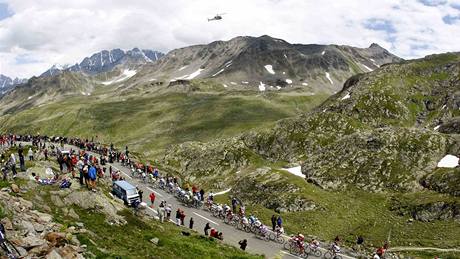 Mikel Astarloza se raduje z triumfu v 16. etap Tour de France