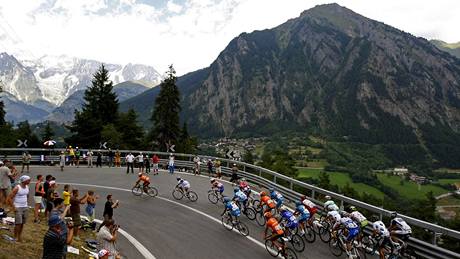 Mikel Astarloza se raduje z triumfu v 16. etap Tour de France