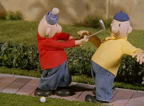 Pat a Mat hrají golf.