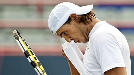 Rafael Nadal pi tréninku v Montrealu