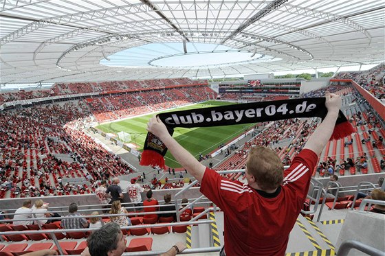 Fanouek Bayeru Leverkusen