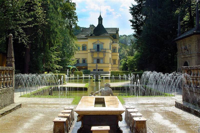 Rakousko, vodní hrátky na zámku Hellbrunn