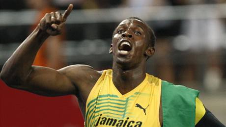 Takhle se Usain Bolt radoval z pekonání svého svtového rekordu na stovce pi srpnovém MS v Berlín