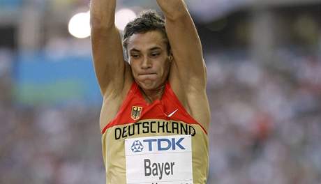 Sebastian Bayer pohbil v kvalifikaci dlka sen Nmc o dal medaili z MS