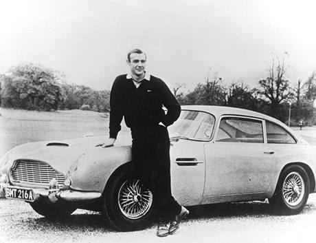 Aston Martin, James Bond.Sean Connery