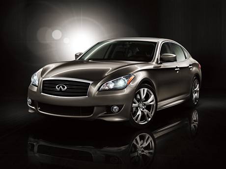 Infiniti M 2011