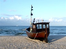 Nmecko, Usedom. Zaparkovan lo, veer se zase vypluje