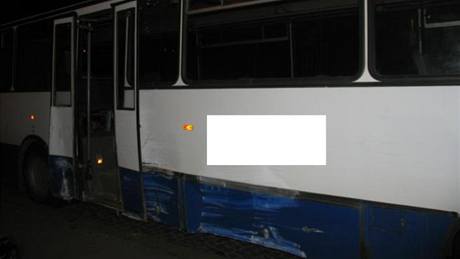 Autobus, který ukradl opilý neidi v Pardubicích a vyjel na výlet