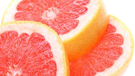 Grapefruit obsahuje zázranou látku naringenin