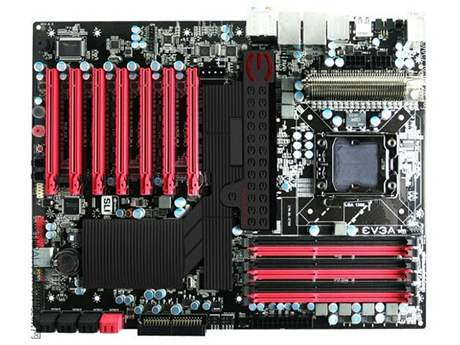 4-waySLI  la EVGA