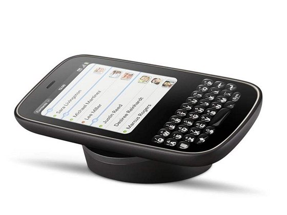 Pipravovaný tablet od HP vyuije operaní systém firmy Palm. Stejn jako Palm Pixi na fotografii