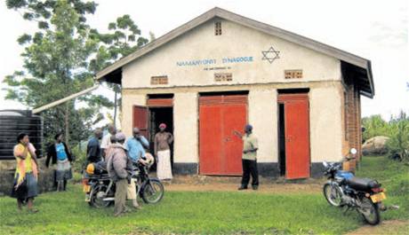 Synagoga na vchod Ugandy. V tto africk zemi ije asi tiscovka id