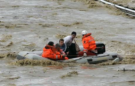 Povodn v Turecku si vydaly nejmn 28 mrtvch (9.9.2009)