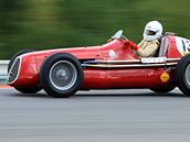 Ferrari vkend v Brn - zvody ferrari a maserati. Julia de Baldanza na maserati