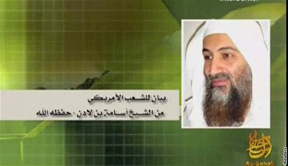 Usáma bin Ládin ke svým vrným promlouvá z videa. Skrývá se u adu let.