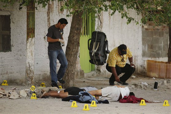 V ulicích msta Ciudad Juaréz se umírá kadý den.   foto: AP