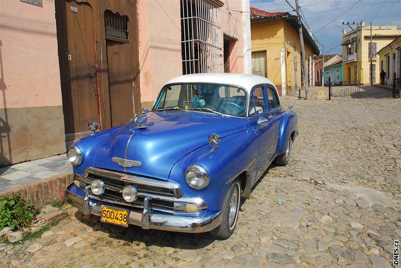 Kuba, taková nablýskaná fára tu jezdí